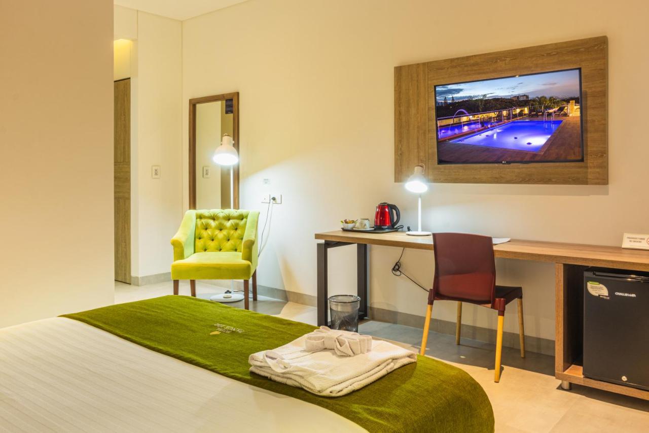 Hotel Pance 122 Wellness Spa Кали Екстериор снимка