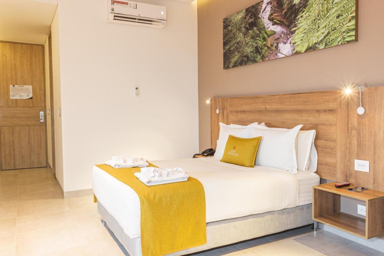 Hotel Pance 122 Wellness Spa Кали Екстериор снимка