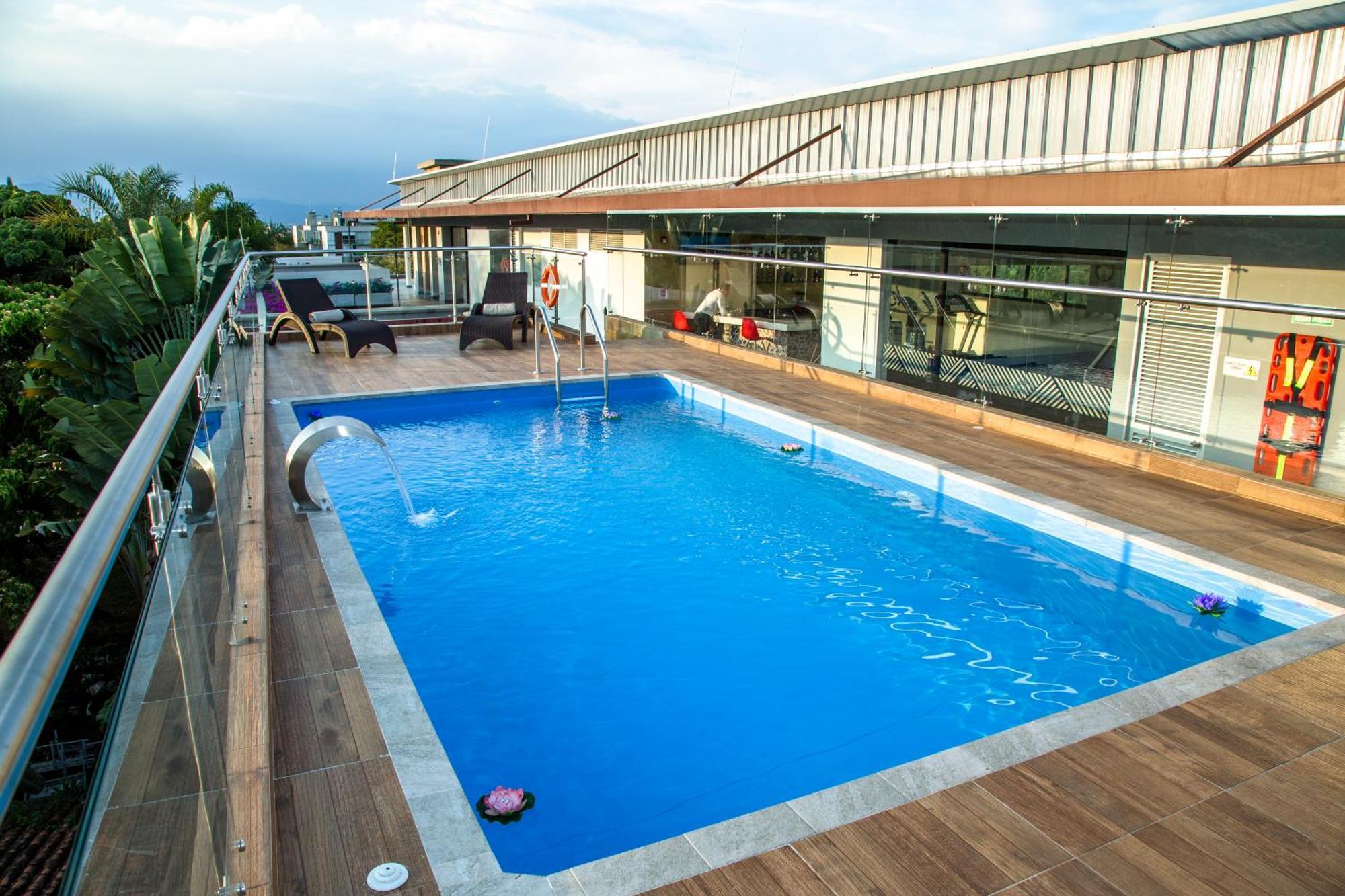 Hotel Pance 122 Wellness Spa Кали Екстериор снимка