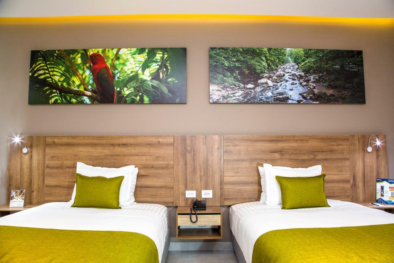 Hotel Pance 122 Wellness Spa Кали Екстериор снимка
