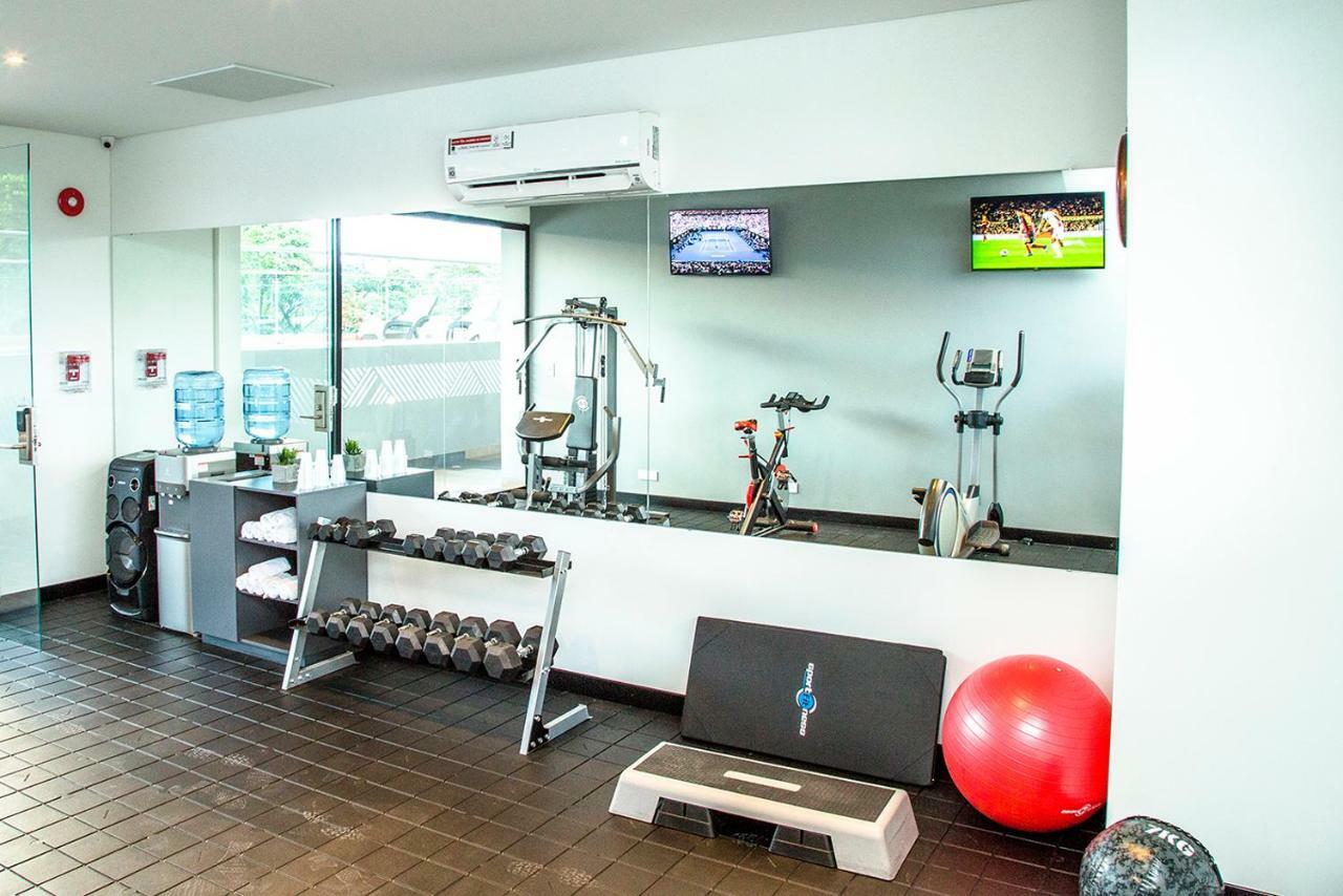 Hotel Pance 122 Wellness Spa Кали Екстериор снимка