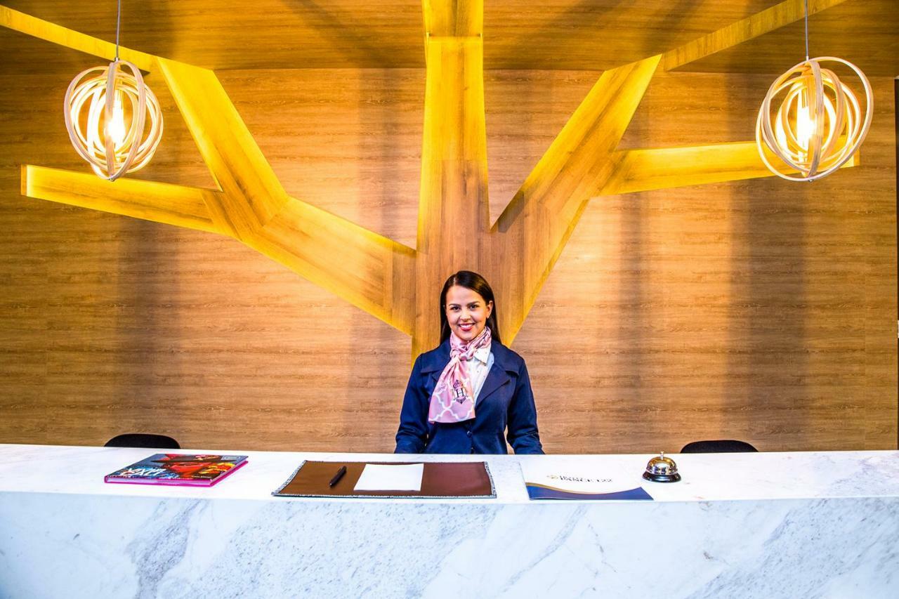 Hotel Pance 122 Wellness Spa Кали Екстериор снимка